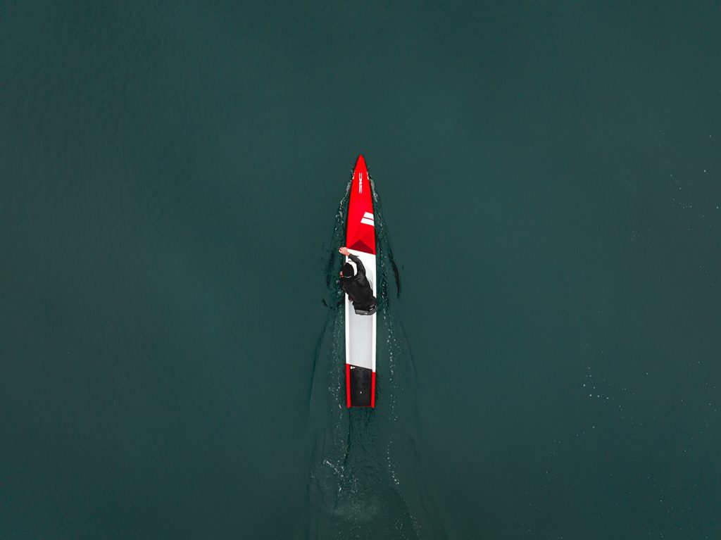 XRS 14.0 product shoot, location Golf du Morbihan, France. Credi | choppywater.de SIC XRS - DAS Flachwasser-Raceboard choppywater.de